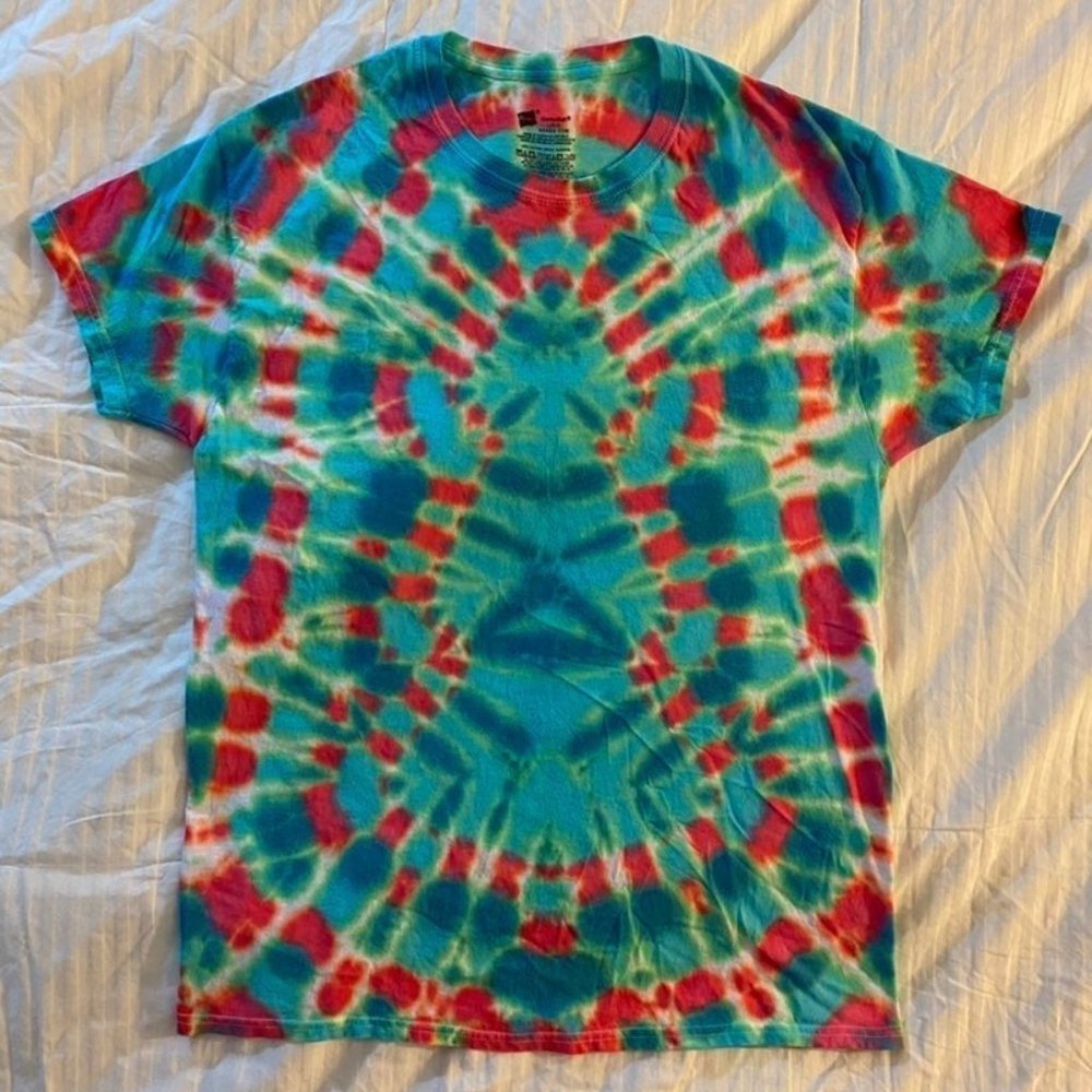 Christmas Tree Tie Dye Shirt